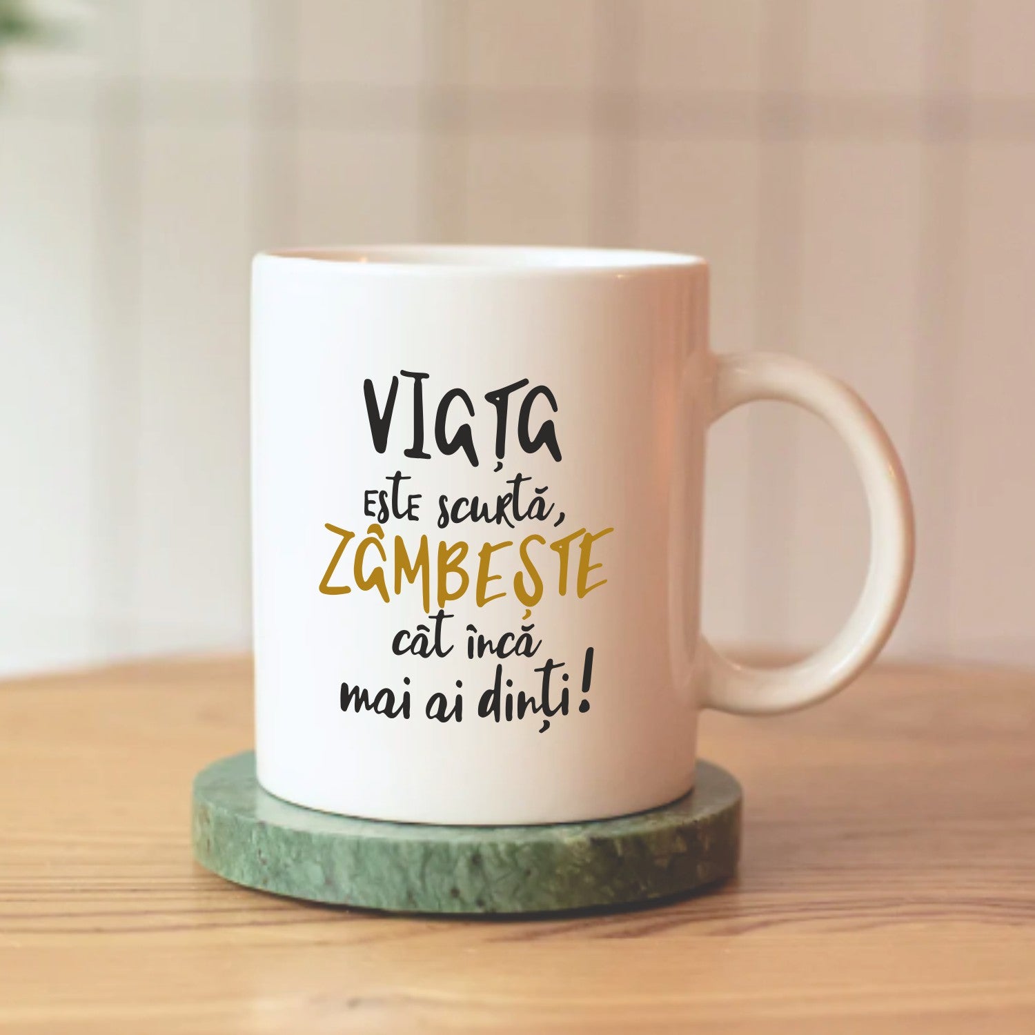 Cană personalizată VIAȚA E SCURTĂ